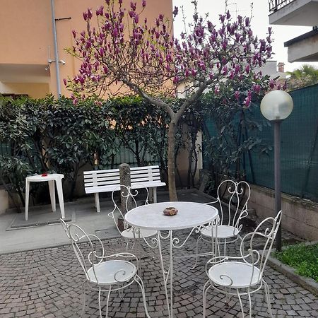 Casa Magnolia, Tranquilla E Centrale Apartment Nichelino Exterior photo